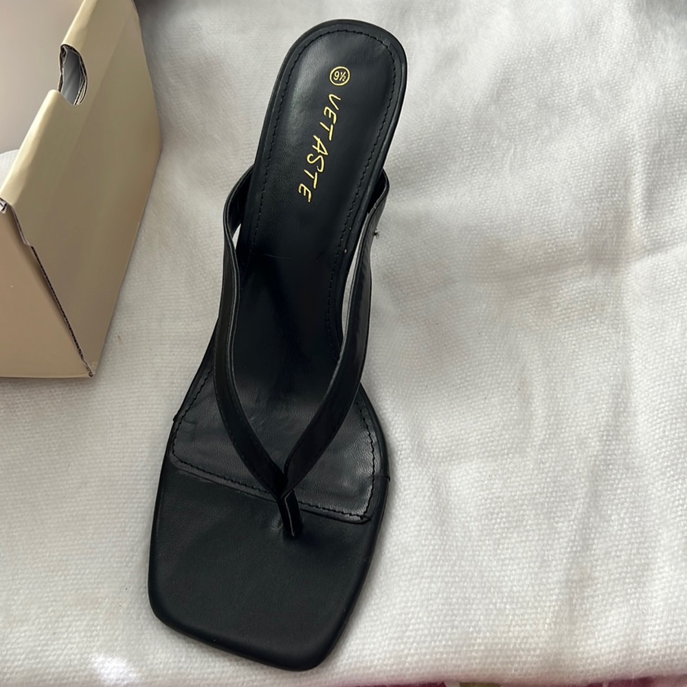 Cute little thing sling backs